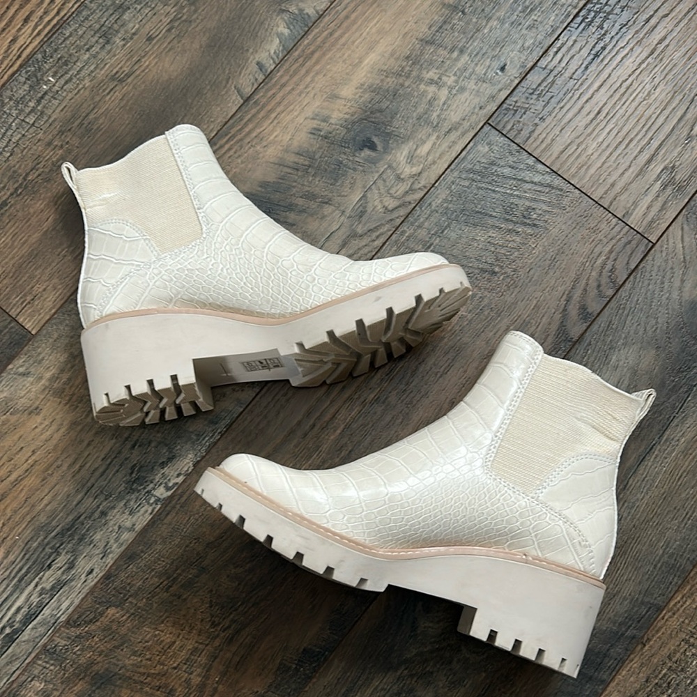 DOLCE VITA | Haddie Pleather Bootie